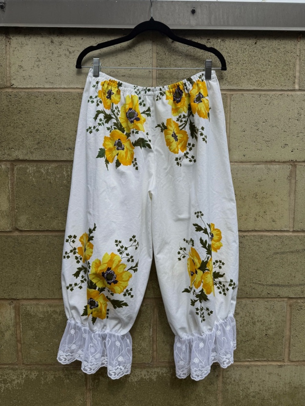 Handmade Floral Lace Bloomers with Elastic Waistband Vintage Upcycle M-XL - Picture 2 of 7